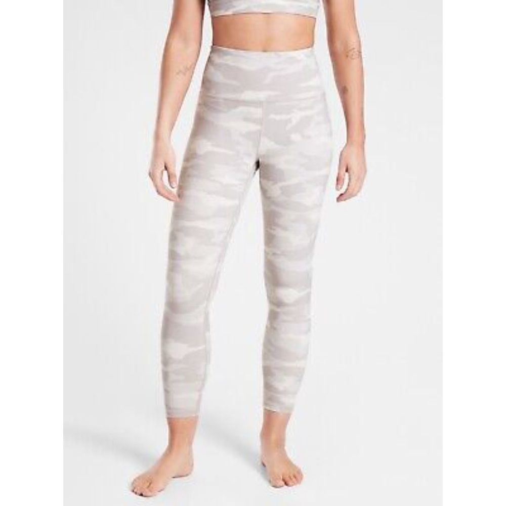Athleta Womens Gray Camo Elation 7/8 Tight | Size M